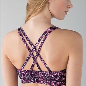 LULULEMON Energy Bra
Mini Ripple Boom Juice Multi 8